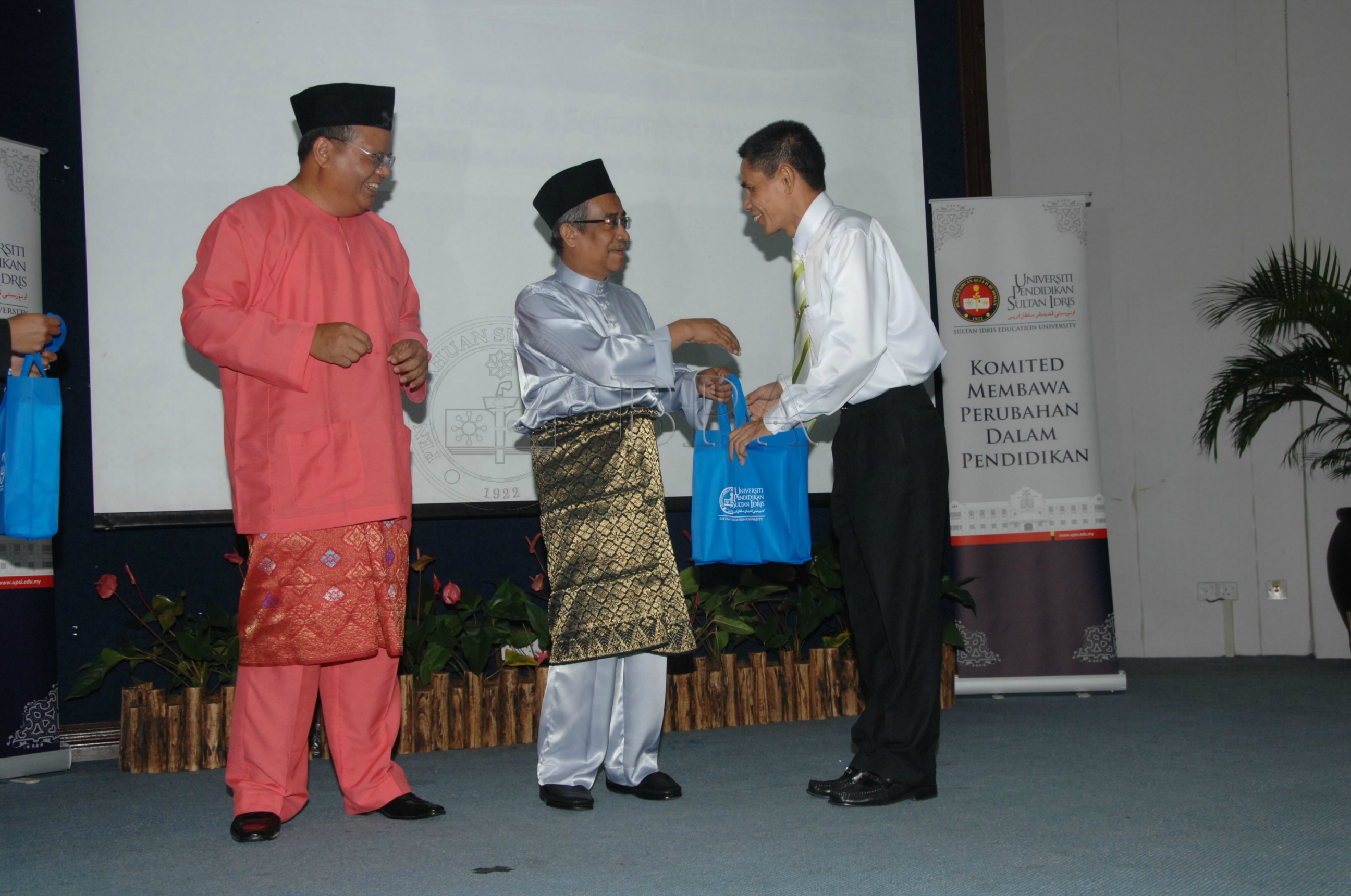 BPA 12 110 APC FBA 0008